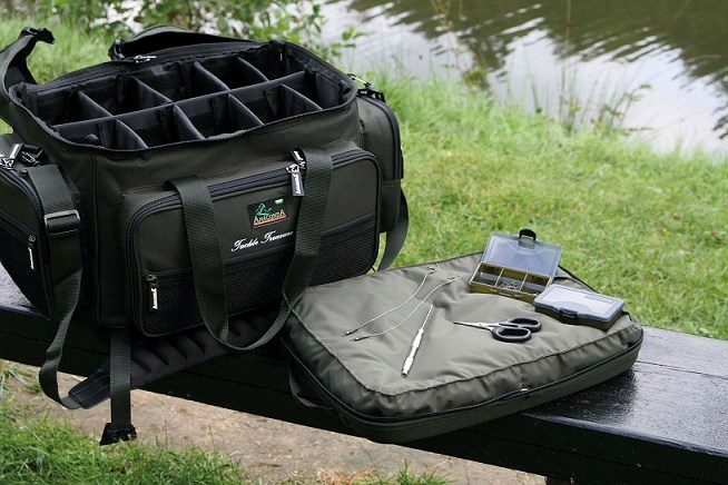 Anaconda taška Tackle Treasure III